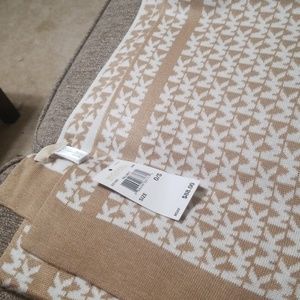 Michael Kors scarf